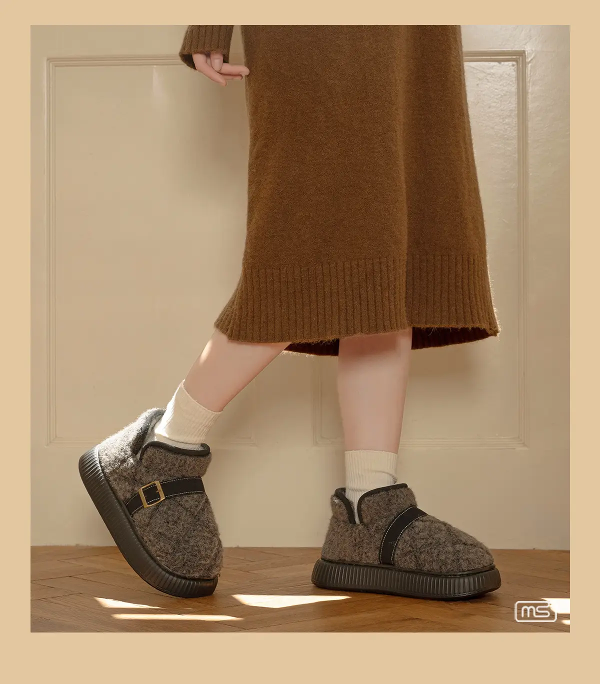 Women Warm Plush Fleece Lined Mules Shoes Brown — feature 9