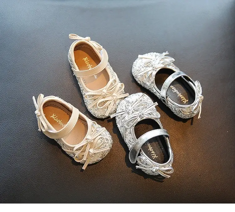 Girls Princess Shoes Baby Non-Slip Toddler Shoes Autum New Small and Medium-Sized Children's Sequin Velcro Small Leather Shoes — feature 1