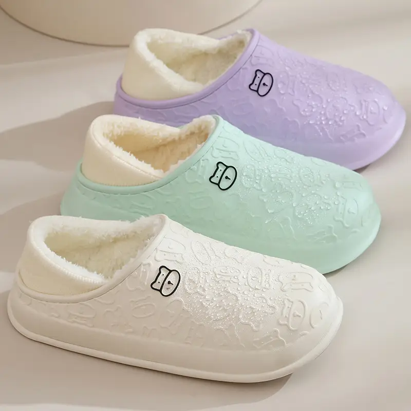 Winter Cotton Slippers with a Stepping-On-Clouds Feel for Women, Indoor Plush-Lined Closed-Back Slippers for Couples, Thick-Soled Warm Plush Slippers for Men