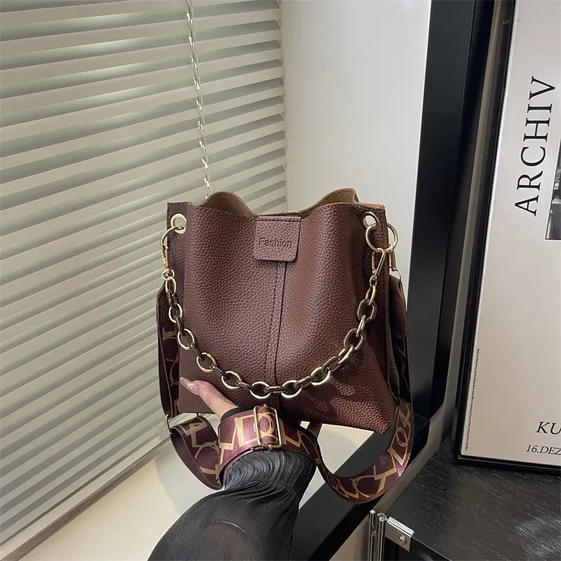 2025 Autumn Luxury Chain Bucket Bags for Women - Image 6