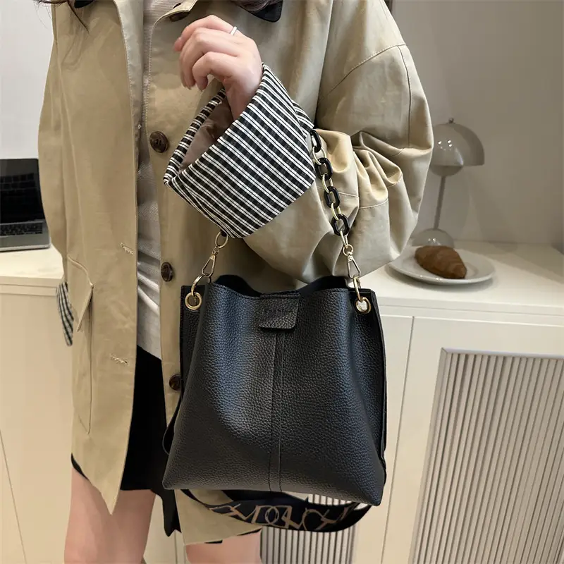 2025 Autumn Luxury Chain Bucket Bags for Women - Image 8