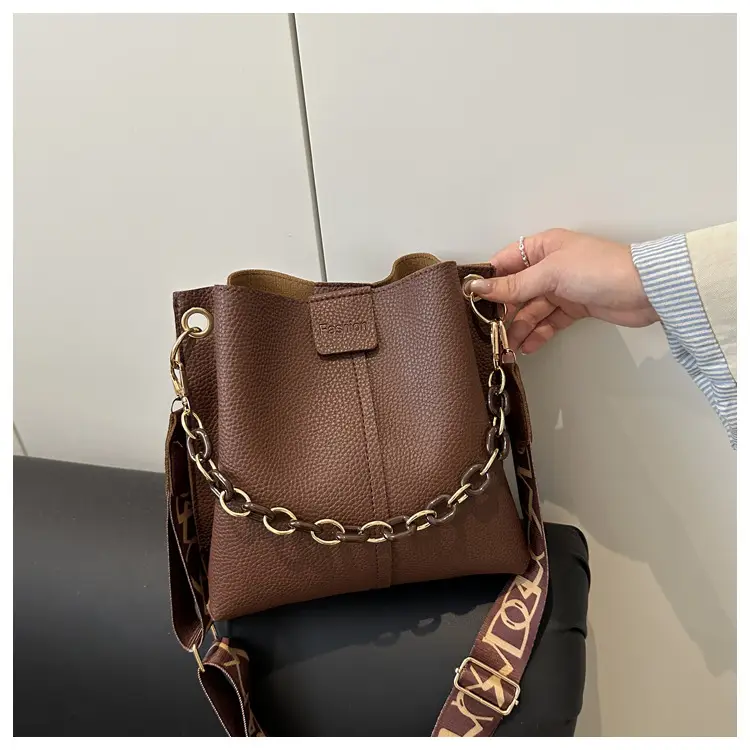 2025 Autumn Luxury Chain Bucket Bags for Women — feature 13