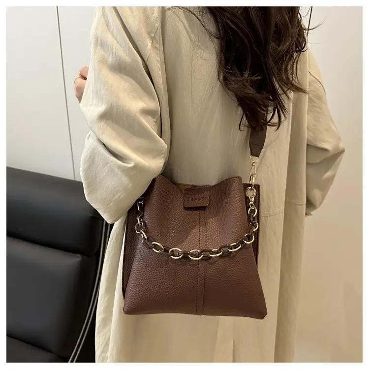 2025 Autumn Luxury Chain Bucket Bags for Women — feature 18