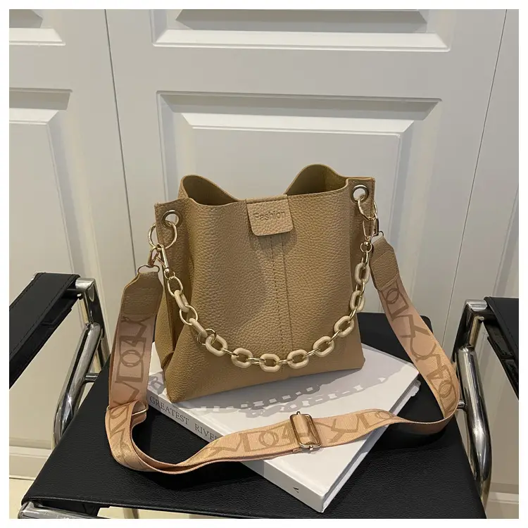 2025 Autumn Luxury Chain Bucket Bags for Women — feature 35