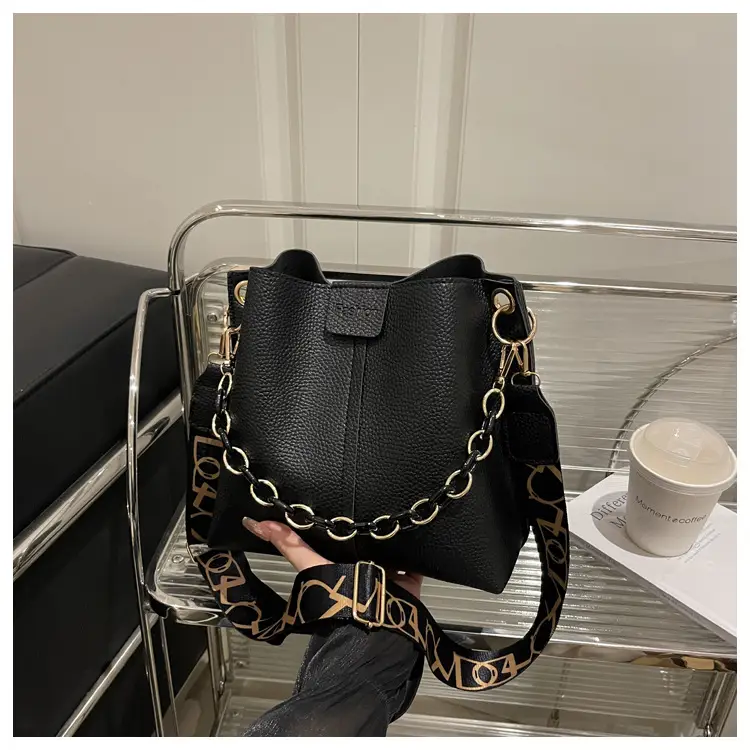 2025 Autumn Luxury Chain Bucket Bags for Women — feature 44