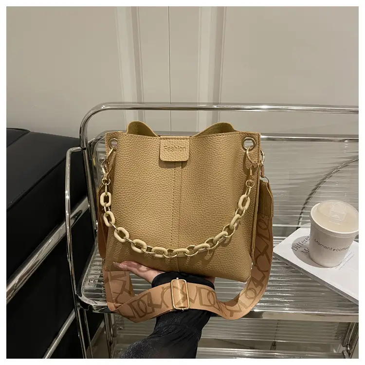 2025 Autumn Luxury Chain Bucket Bags for Women — feature 46
