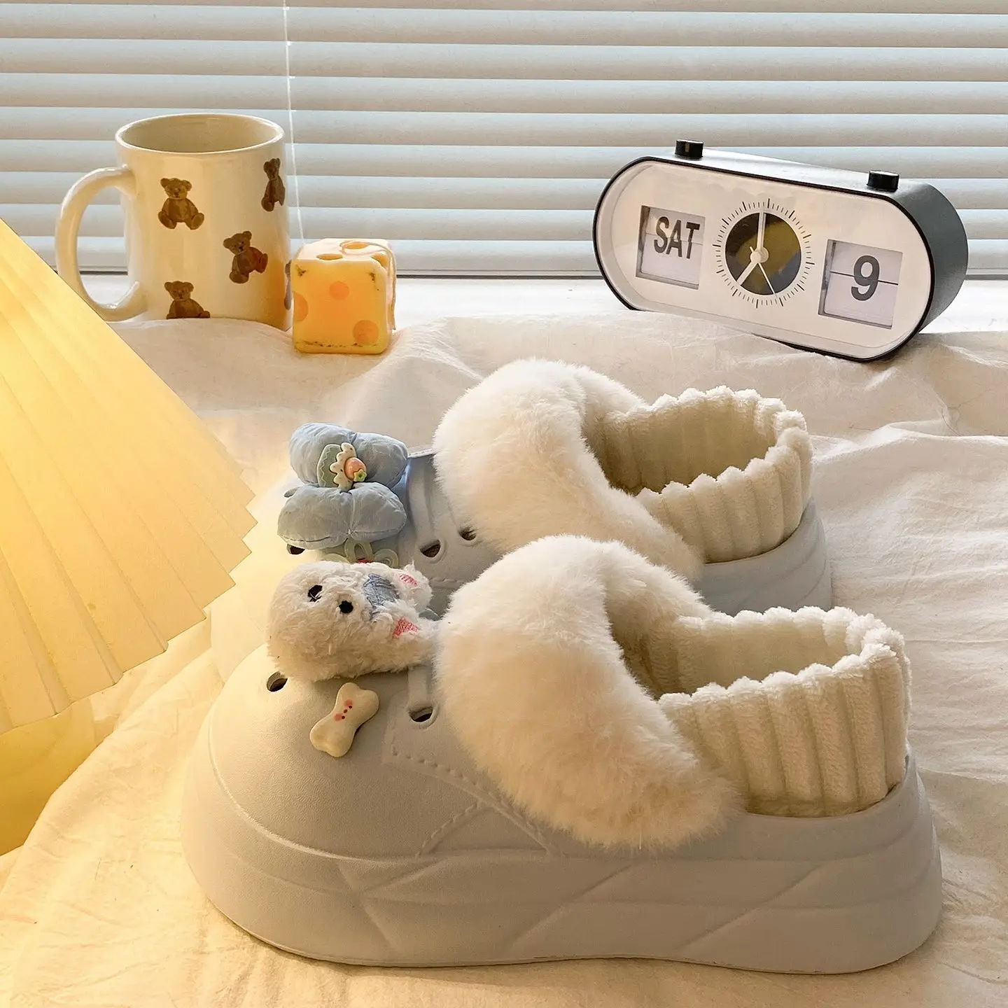 Women's Winter Fleece Lined One-Leg Slippers with Cute Accessories - Image 7
