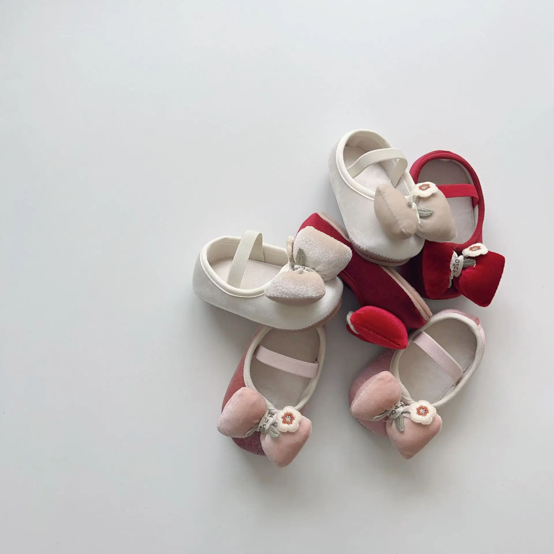 2025 Korean Style Baby Shoes with Bow & Anti-Slip Design