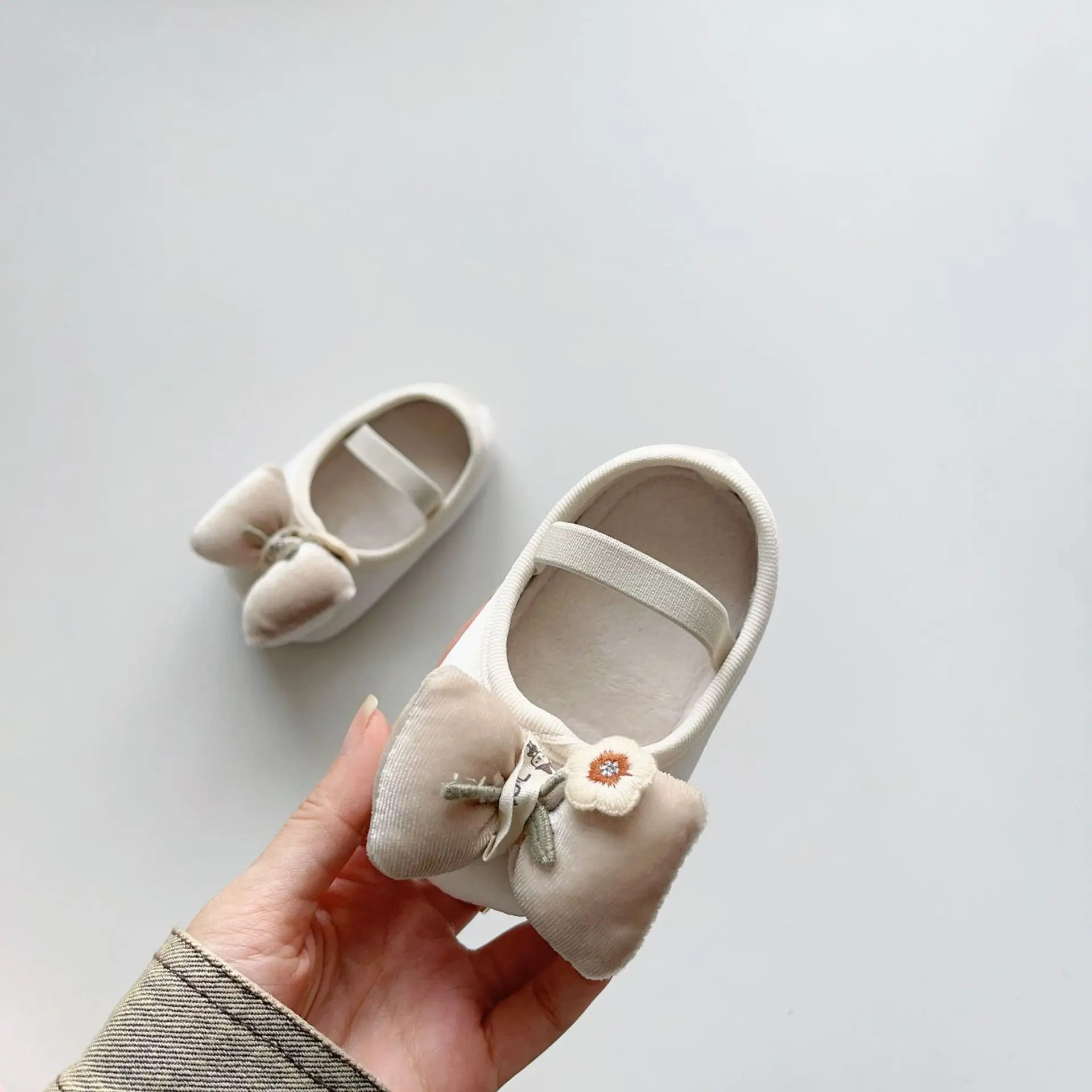 2025 Korean Style Baby Shoes with Bow & Anti-Slip Design — feature 17