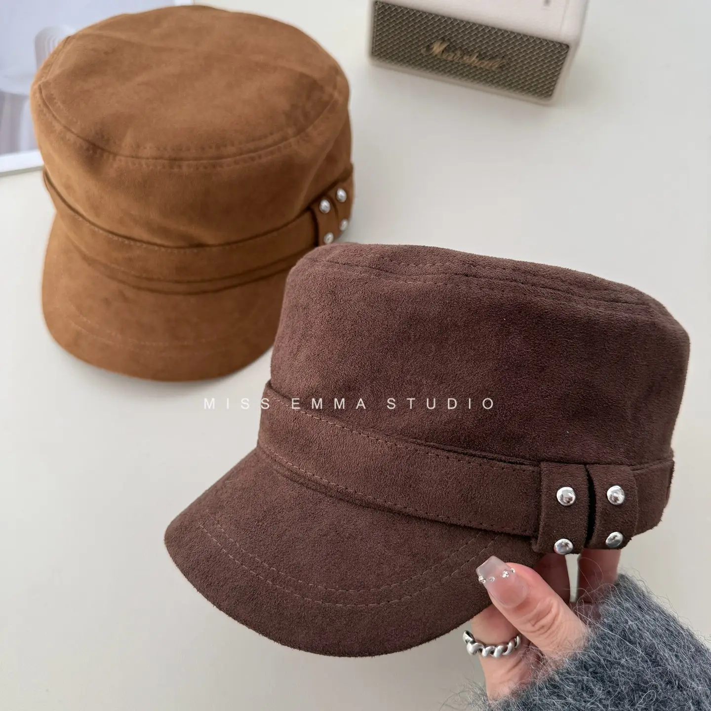 Korean Style Suede Black Duckbill Cap for Women Large Head Circumference — feature 1