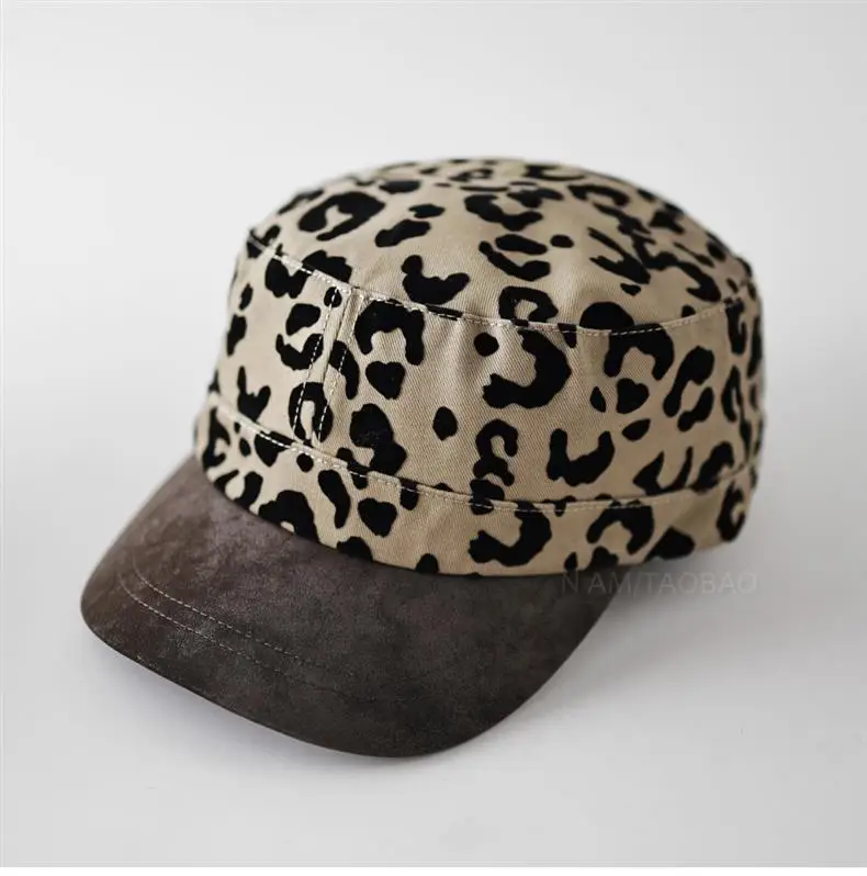 Leopard Print Baseball Cap for Women Face-Slimming Sunshade — feature 4
