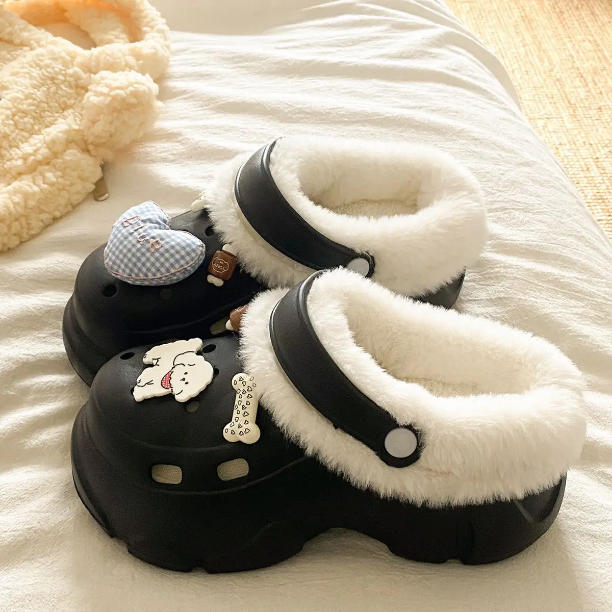 Winter Warm Cartoon Slippers Women Cotton Outerwear — feature 33
