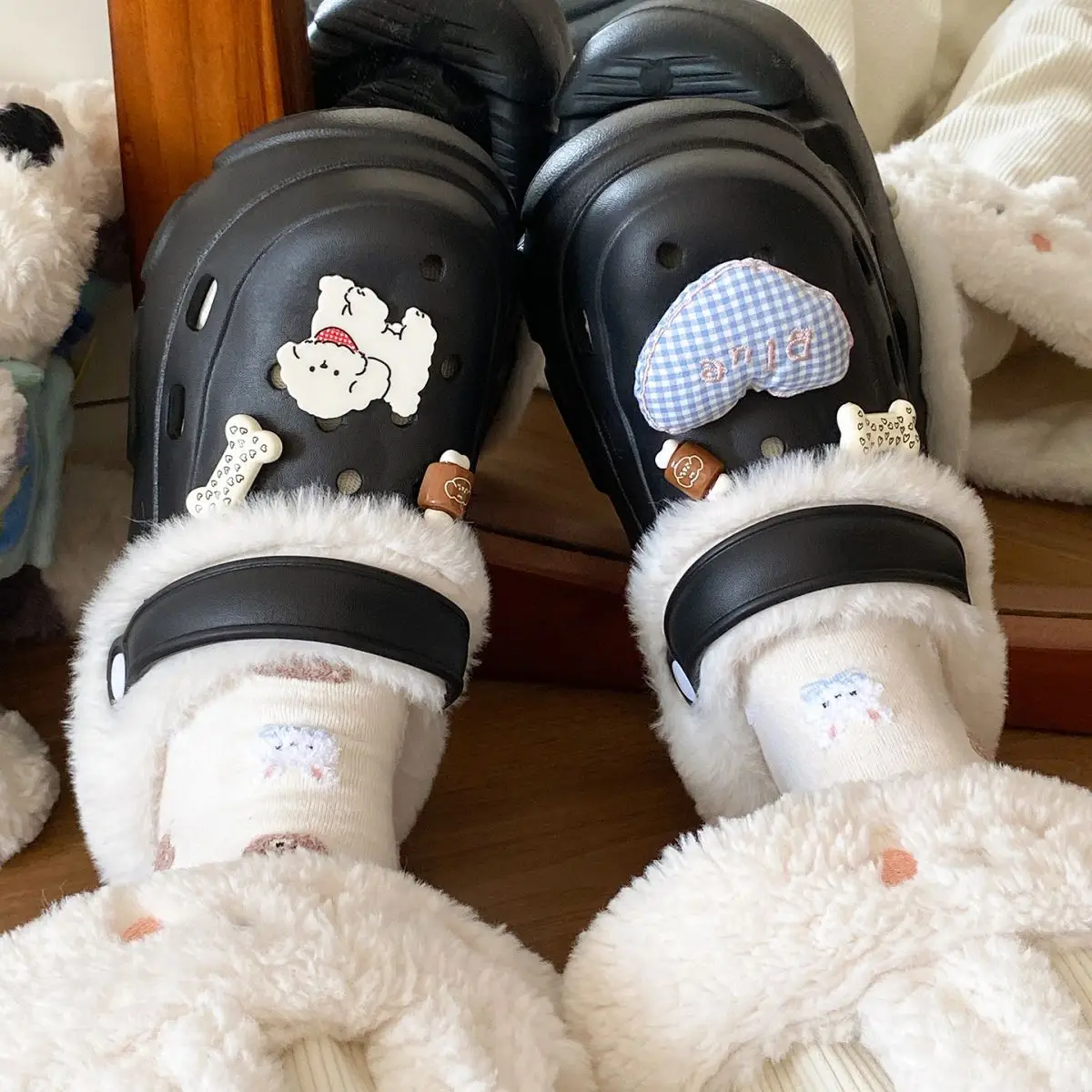 Winter Warm Cartoon Slippers Women Cotton Outerwear — feature 38