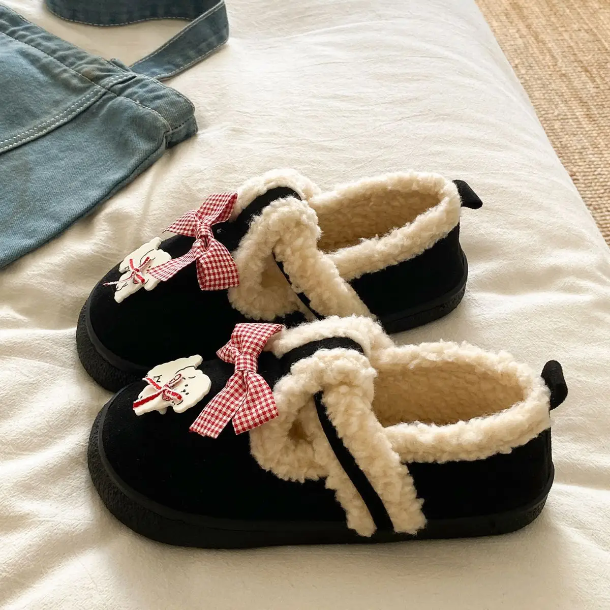 Women's Cartoon Fluffy Slippers Black White Winter Boots — feature 23
