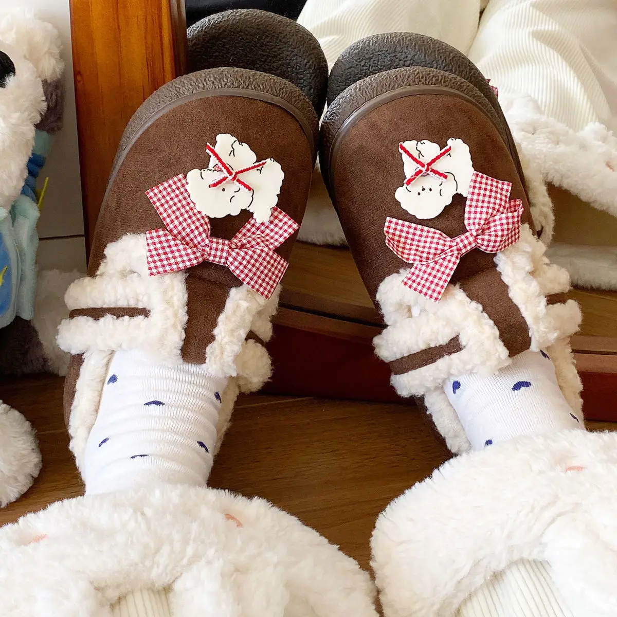 Women's Cartoon Fluffy Slippers Black White Winter Boots — feature 27