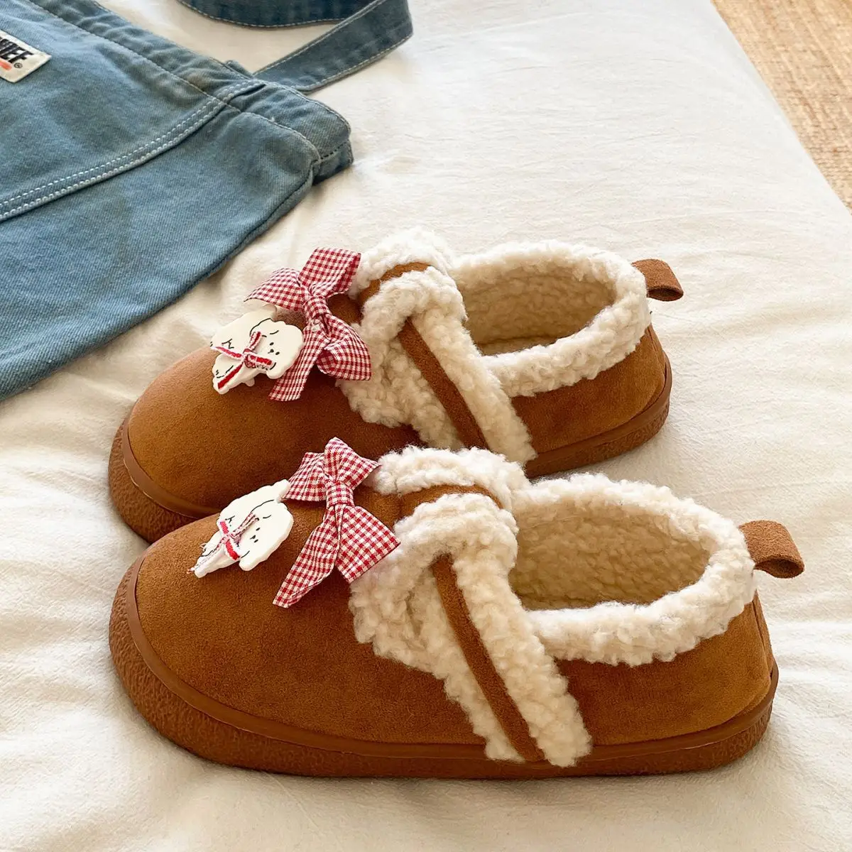 Women's Cartoon Fluffy Slippers Black White Winter Boots — feature 30
