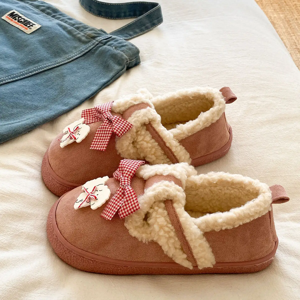 Women's Cartoon Fluffy Slippers Black White Winter Boots — feature 31