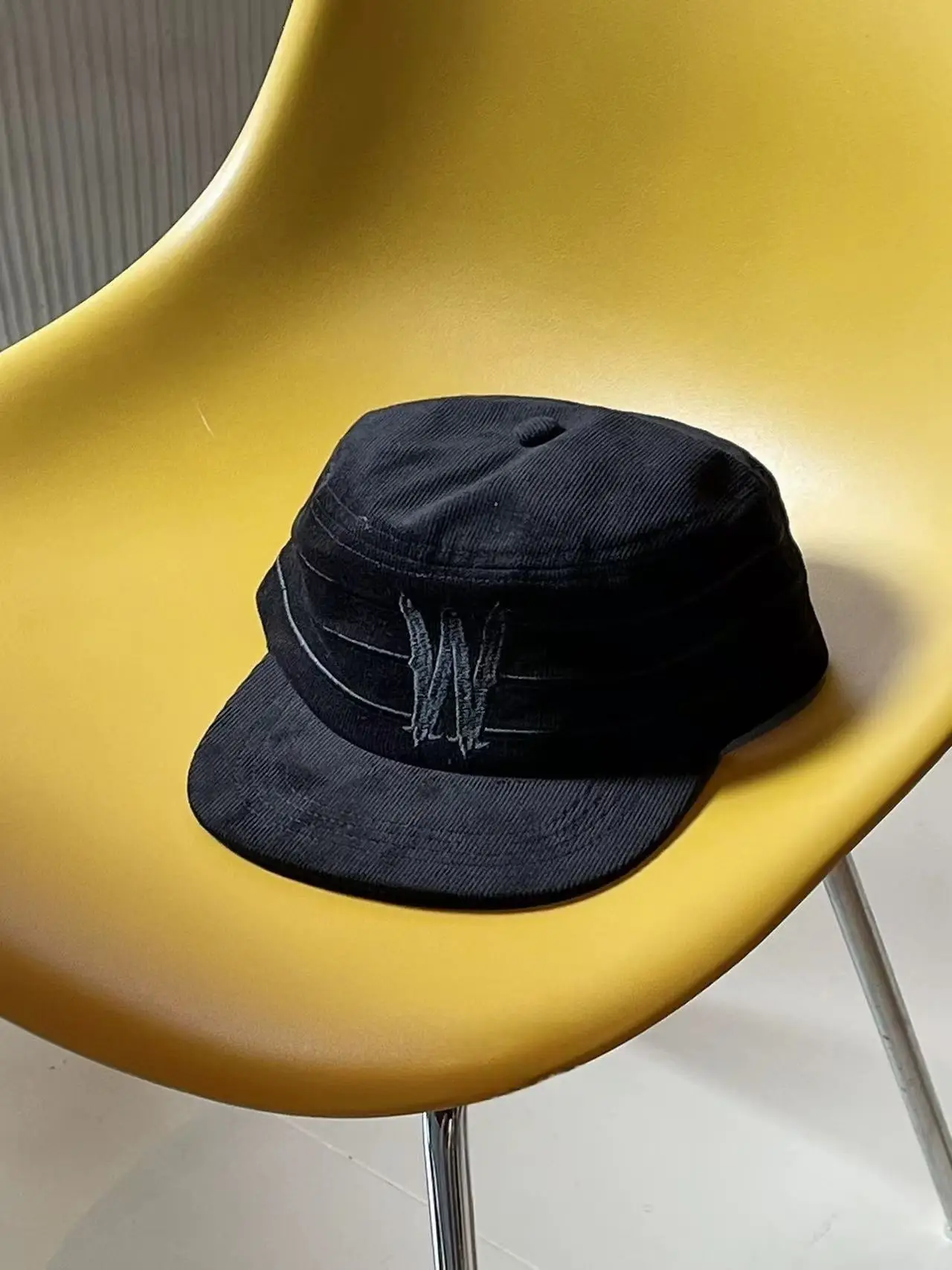 Korean Retro Embroidered Letter Baseball Cap for Women - Image 2