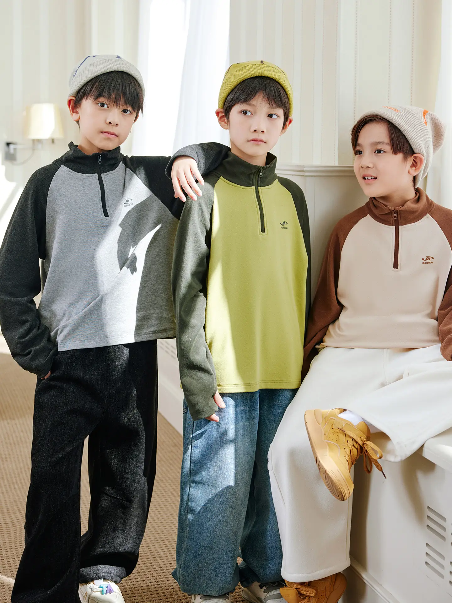 Kids Self-Heating T-Shirt Brown Beige Zipper Hood
