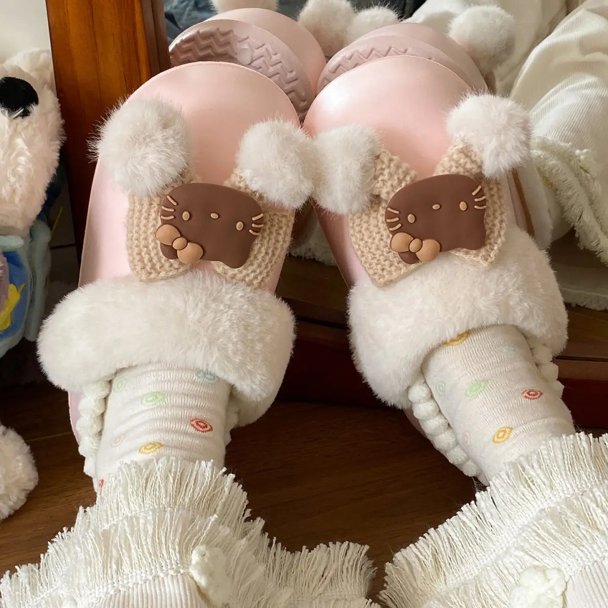 Winter Fleece Lined Student Slippers White — feature 44