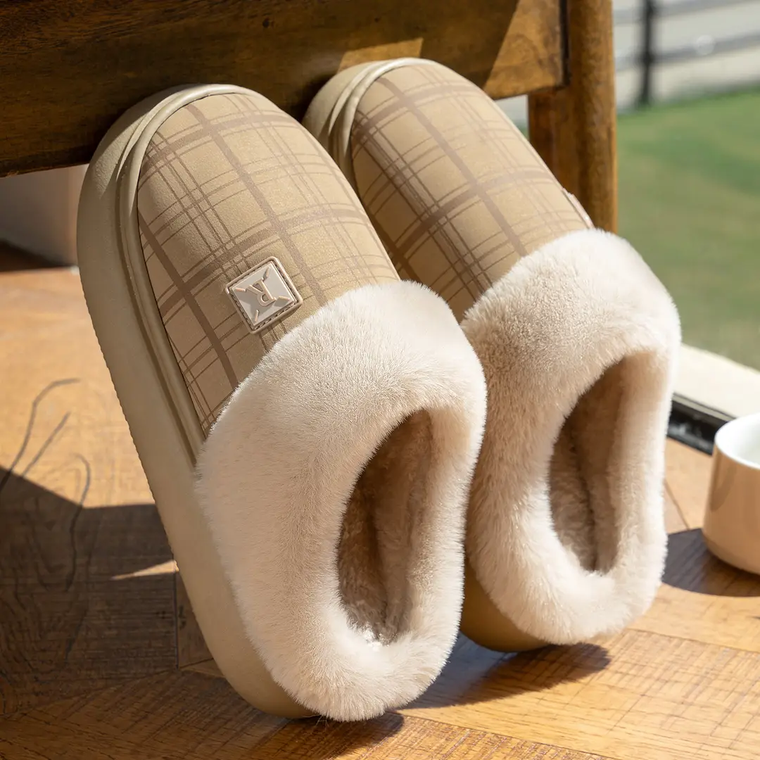 Retro Plaid Cotton Slippers for Women's Home Autumn and Winter Warm Plush Non-Slip Waterproof Leather Cotton Slippers for Men's Winter - Image 6
