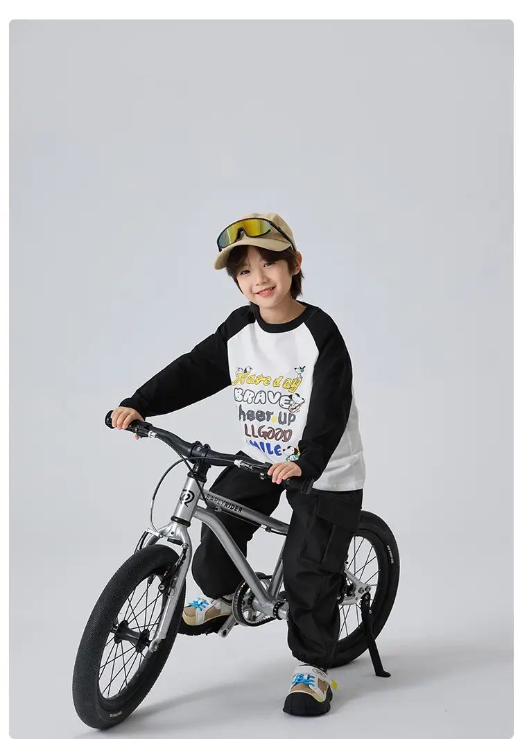 Kids Winter Long Sleeve T-Shirt Black White Korean Style — feature 12