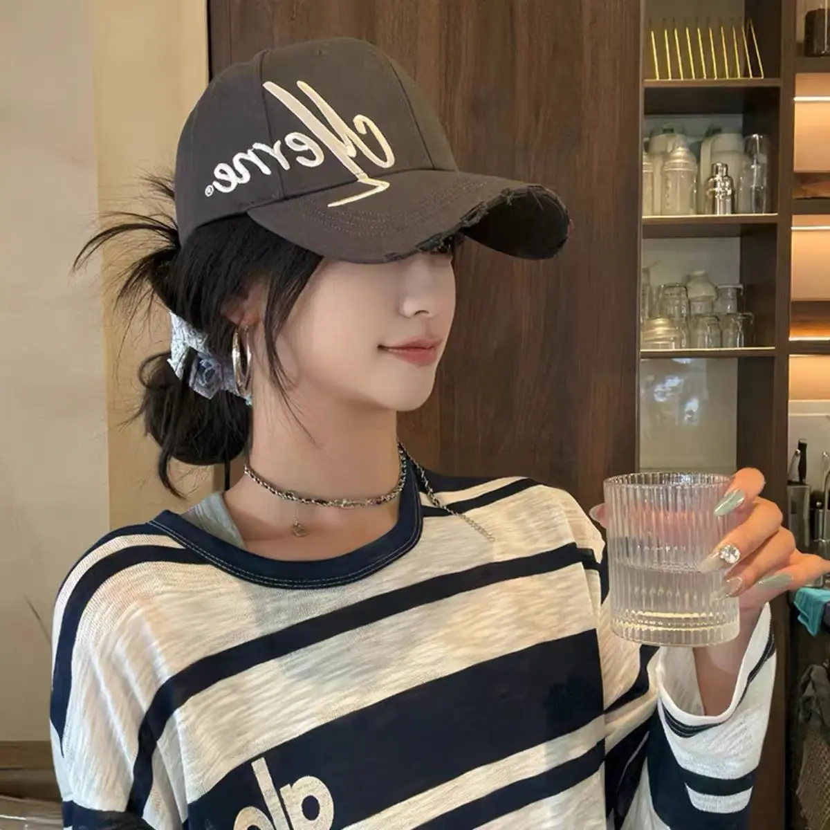 Women Maroon Letter Cap Large White — feature 5