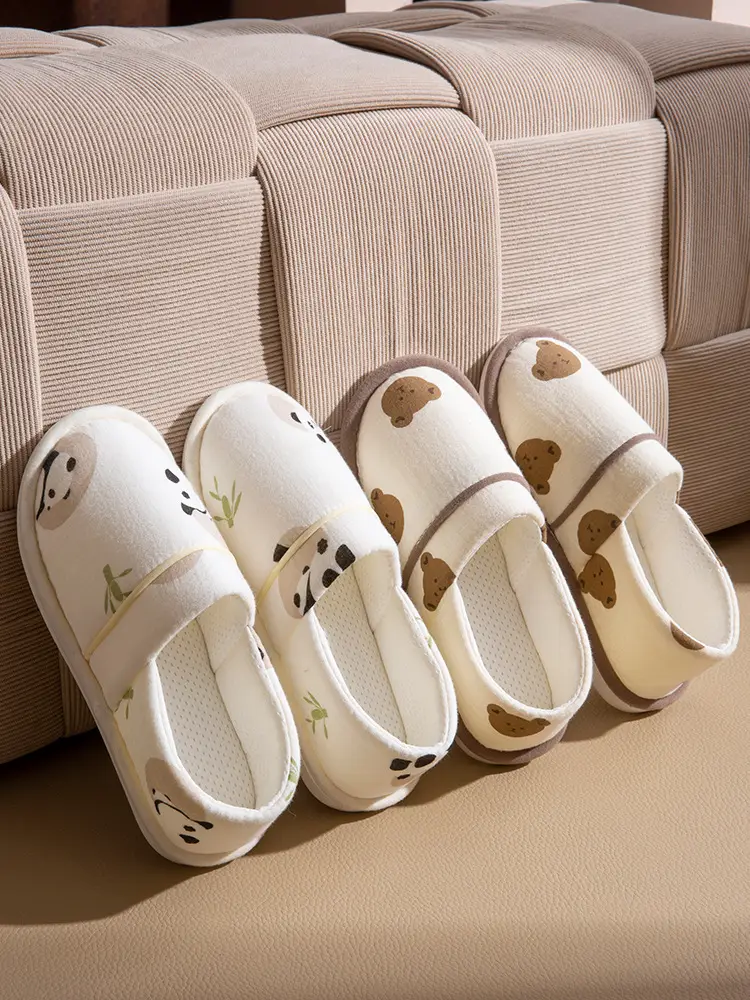 Thin Postpartum Shoes for Summer, Non-Slip Soft Sole for Home Use, Closed-Toe Soft Sole Women's Spring and Autumn Slip-On Cotton Slippers — feature 1