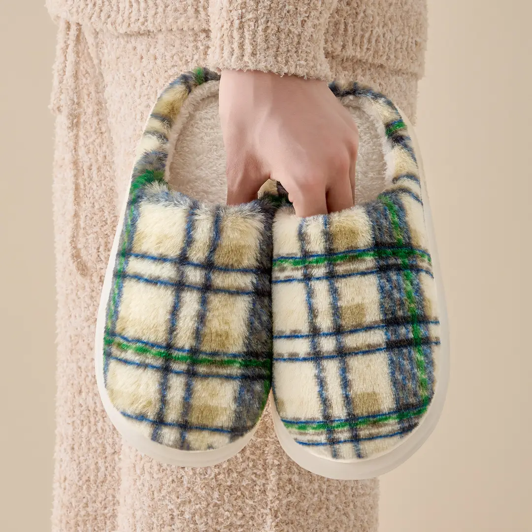 Jialiya Cotton Slippers Women's 2025 New Winter Plaid Simple Couple Home Warm Cotton Slippers Men's Wholesale