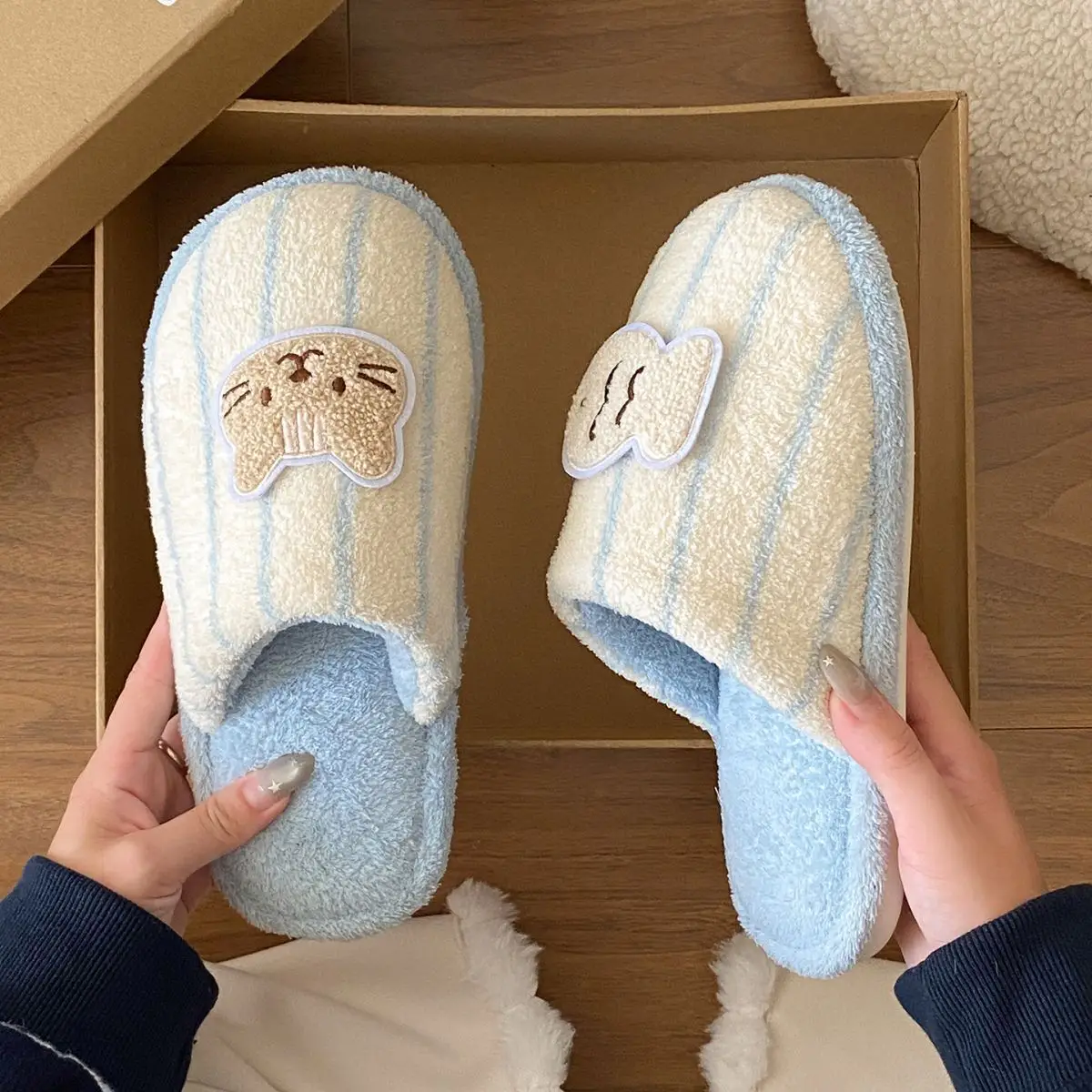 Winter Furry Cat Embroidered Flats for Women — feature 23
