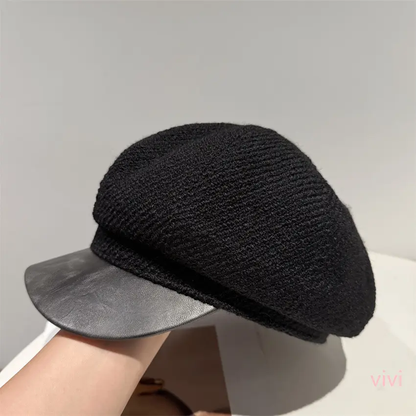 Japanese Retro Duckbill Hat for Women Brown