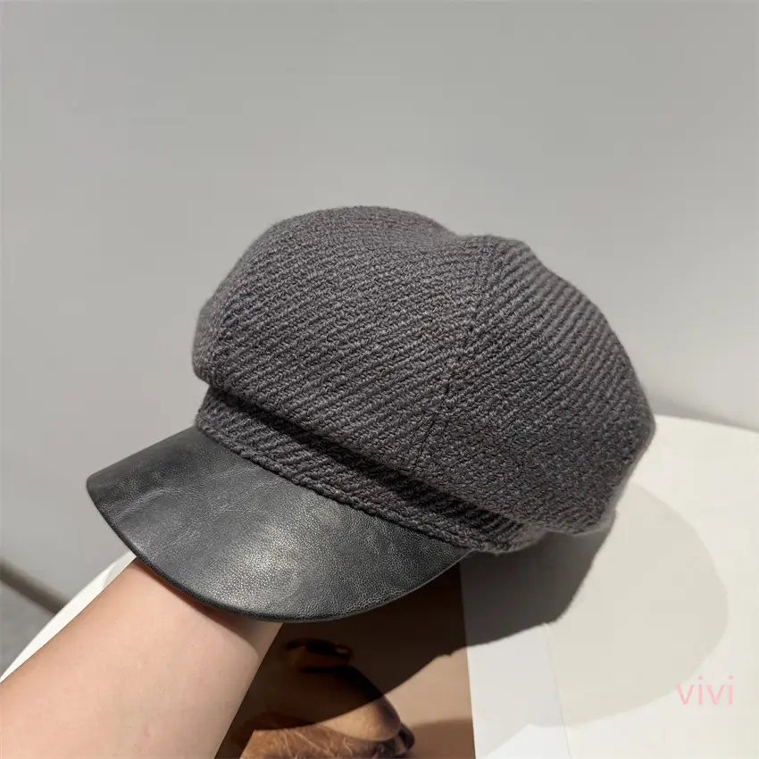 Japanese Retro Duckbill Hat for Women Brown