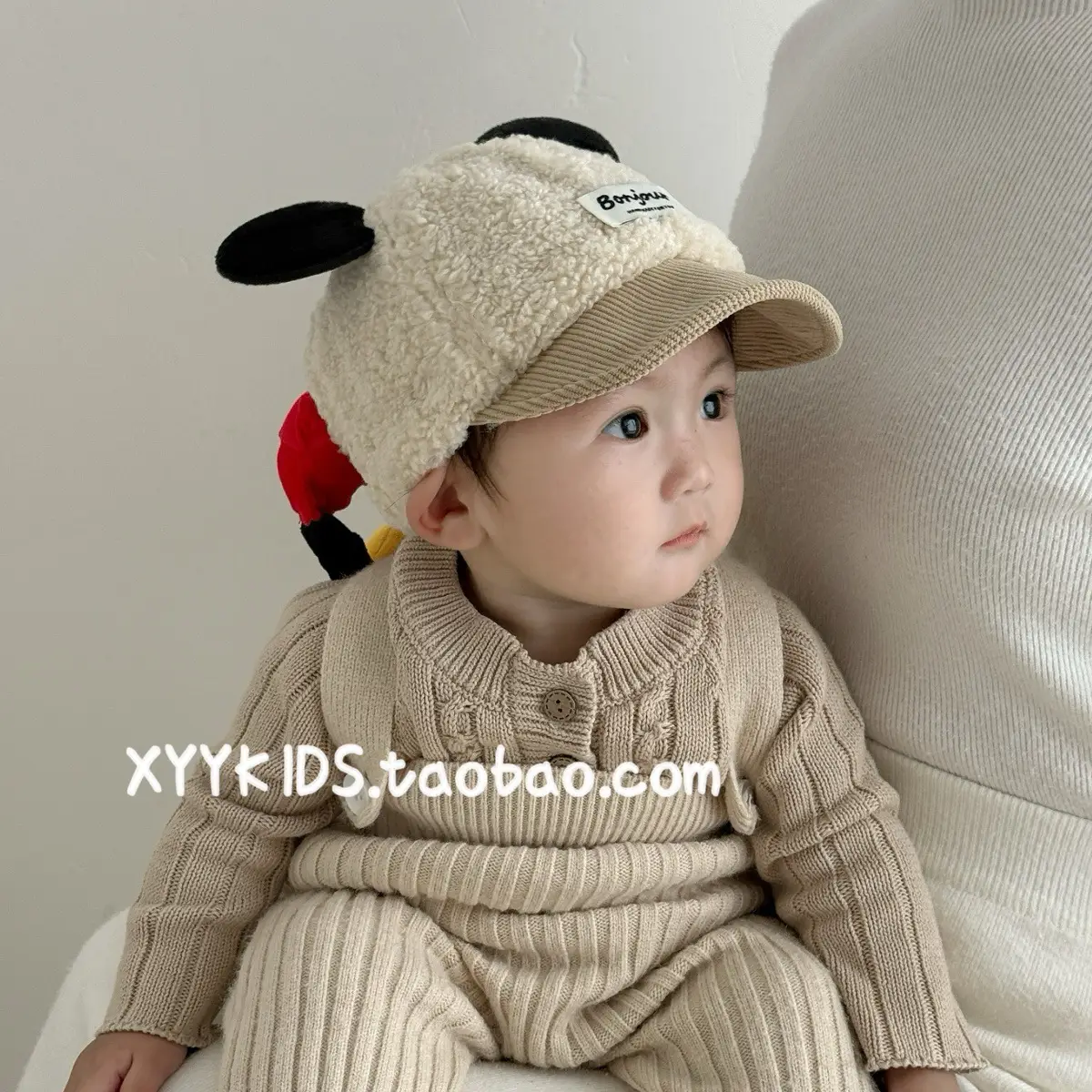 Winter Baby Duckbill Cap Red Soft Fleece Sunshade Cap — feature 3