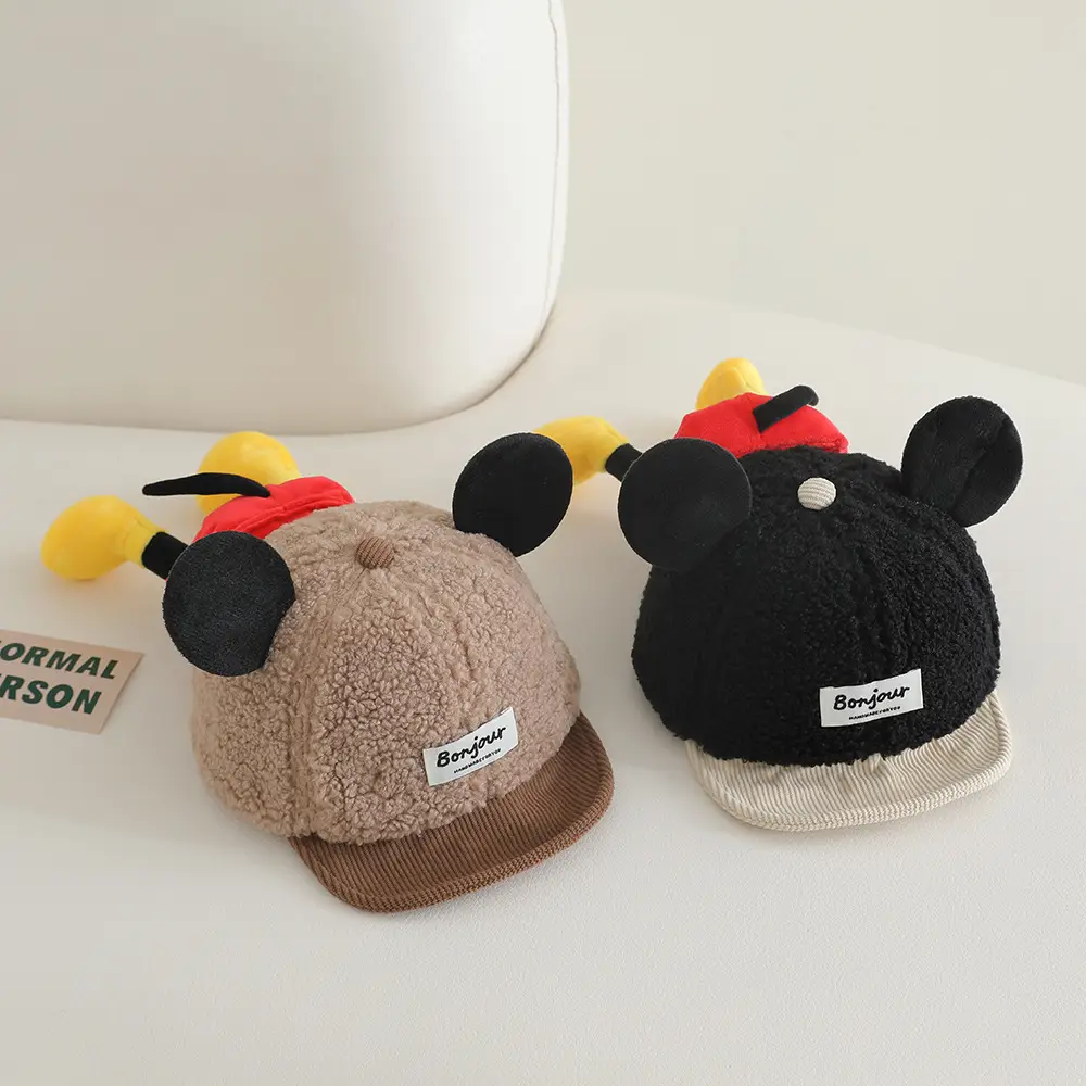 Winter Baby Duckbill Cap Red Soft Fleece Sunshade Cap — feature 9