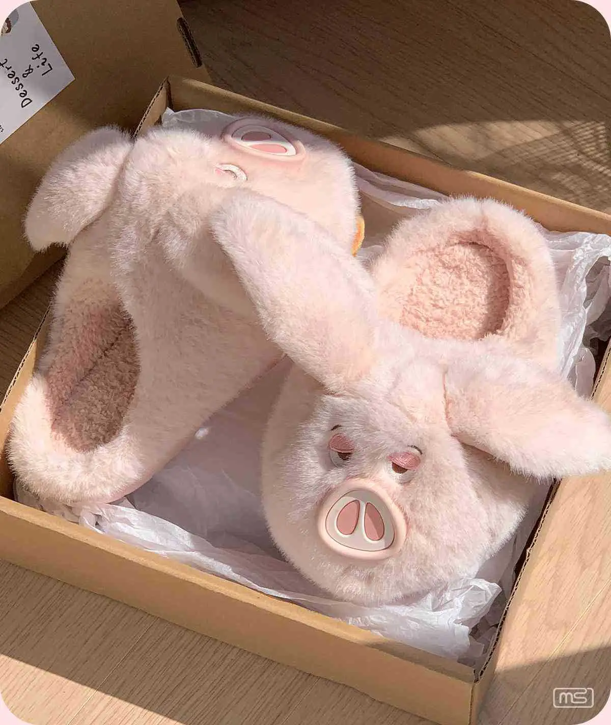 2025 New Winter Flying Pig Warm Outerwear for Home — feature 6