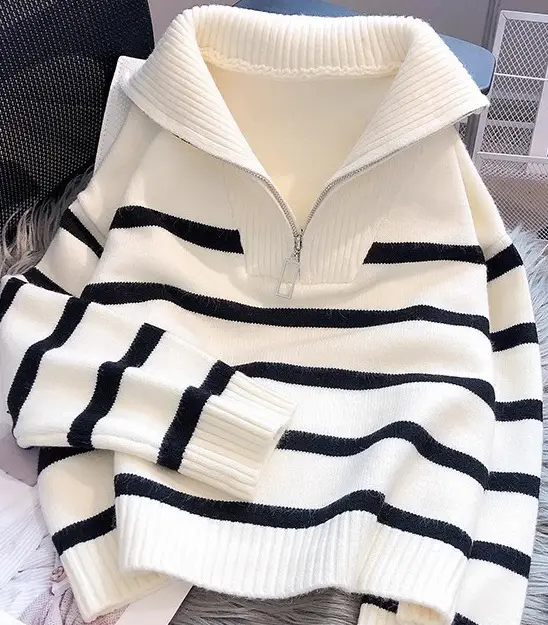 Women's Zippered Striped Hoodie Winter Warmth - Image 4