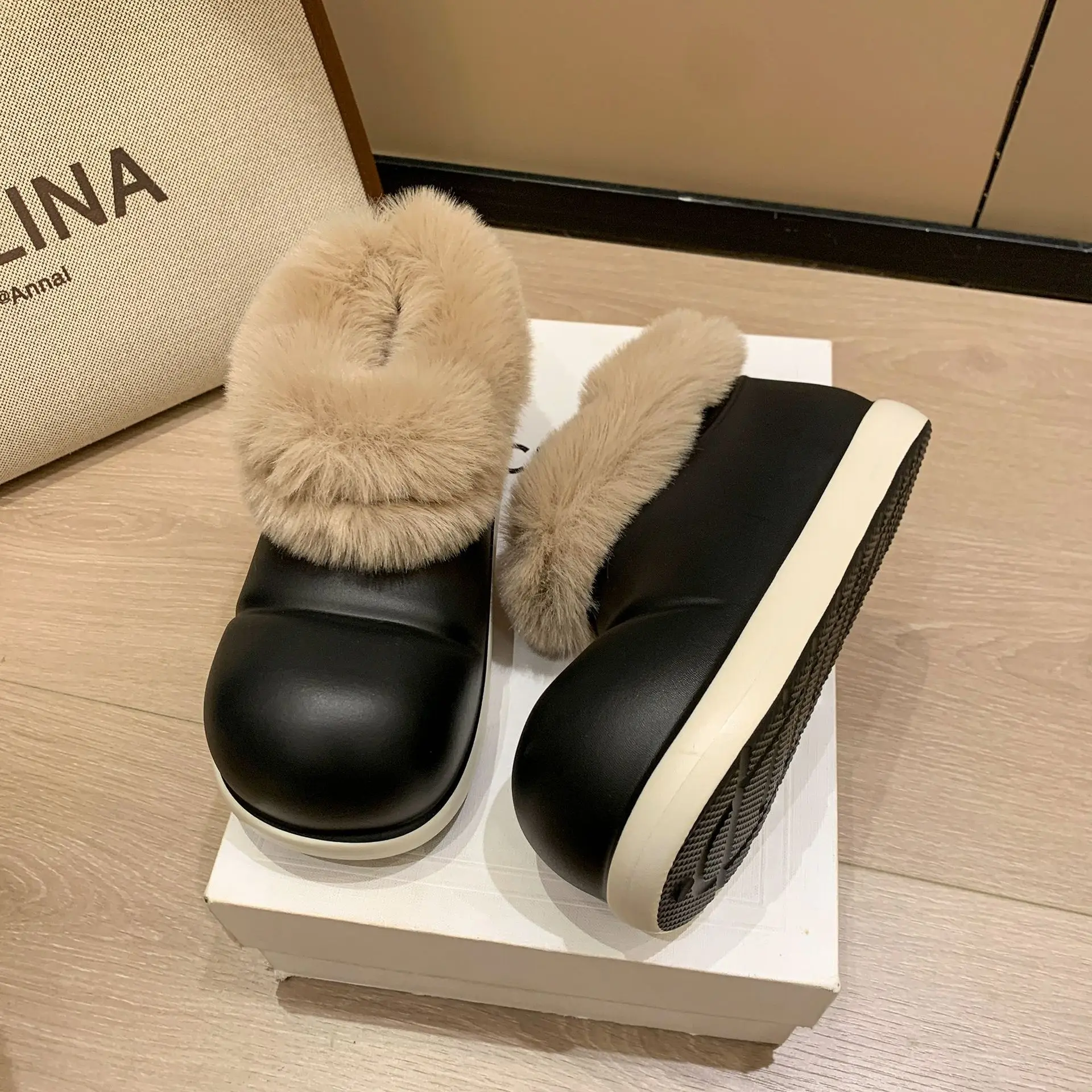 Women's Thick Soft Slippers Cream Non-Slip Indoor - Image 2