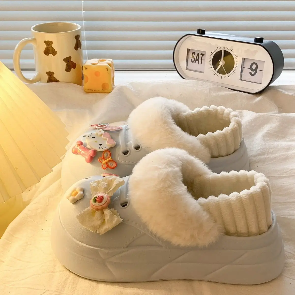 Autumn Winter Cat Heart Warm Toe Cap Shoes — feature 34