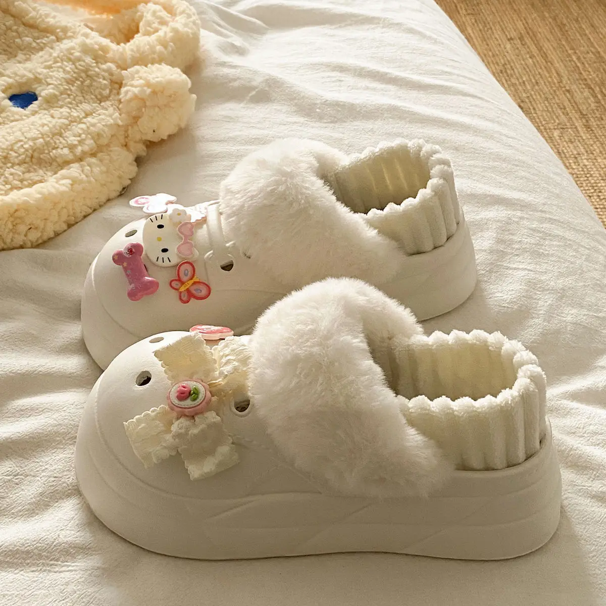 Autumn Winter Cat Heart Warm Toe Cap Shoes — feature 35
