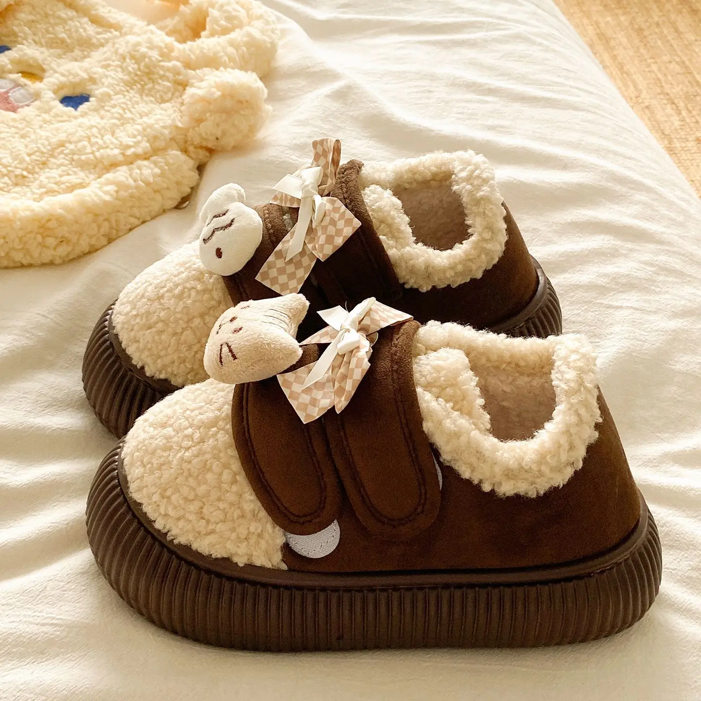 2025 Winter Cat Fish Velvet Shoes for Women - Image 2