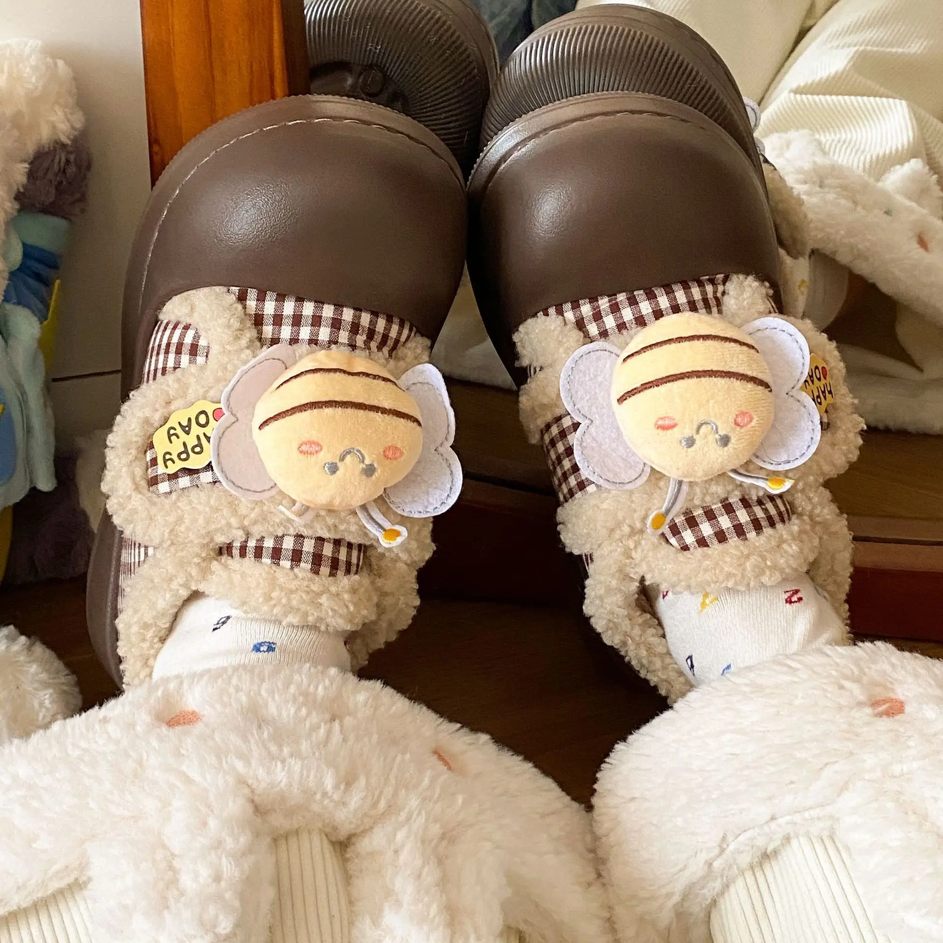 New Cartoon Cartoon Shoes for Kids 2025 Winter Soft Slippers - Image 7