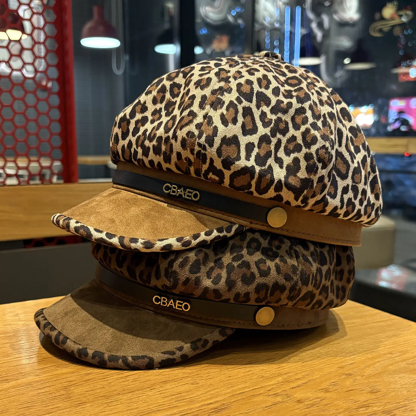 Vintage Leopard Print Newsboy Cap for Women — feature 2