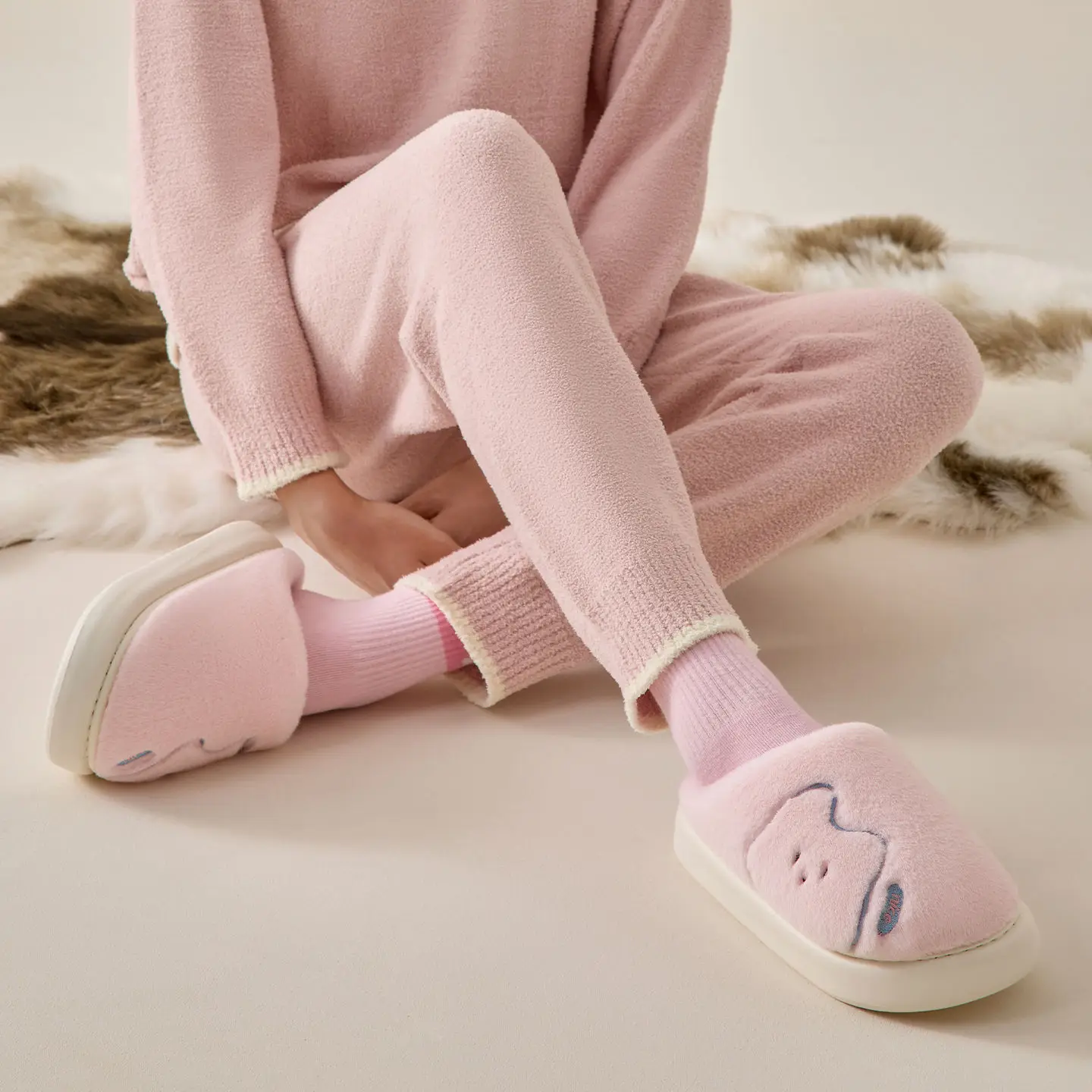Pink Cotton Slippers for Women Winter 2025 - Image 6