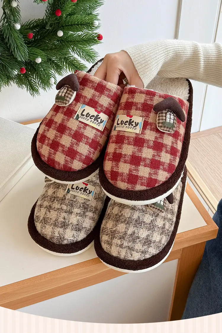 Cotton Slippers for Women, Autumn and Winter 2025 New Style, Indoor Home, Warm, Non-Slip, Silent, Thick-Soled Fleece-Lined Cotton Slippers for Men — feature 1