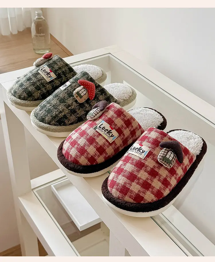 Cotton Slippers for Women, Autumn and Winter 2025 New Style, Indoor Home, Warm, Non-Slip, Silent, Thick-Soled Fleece-Lined Cotton Slippers for Men — feature 9