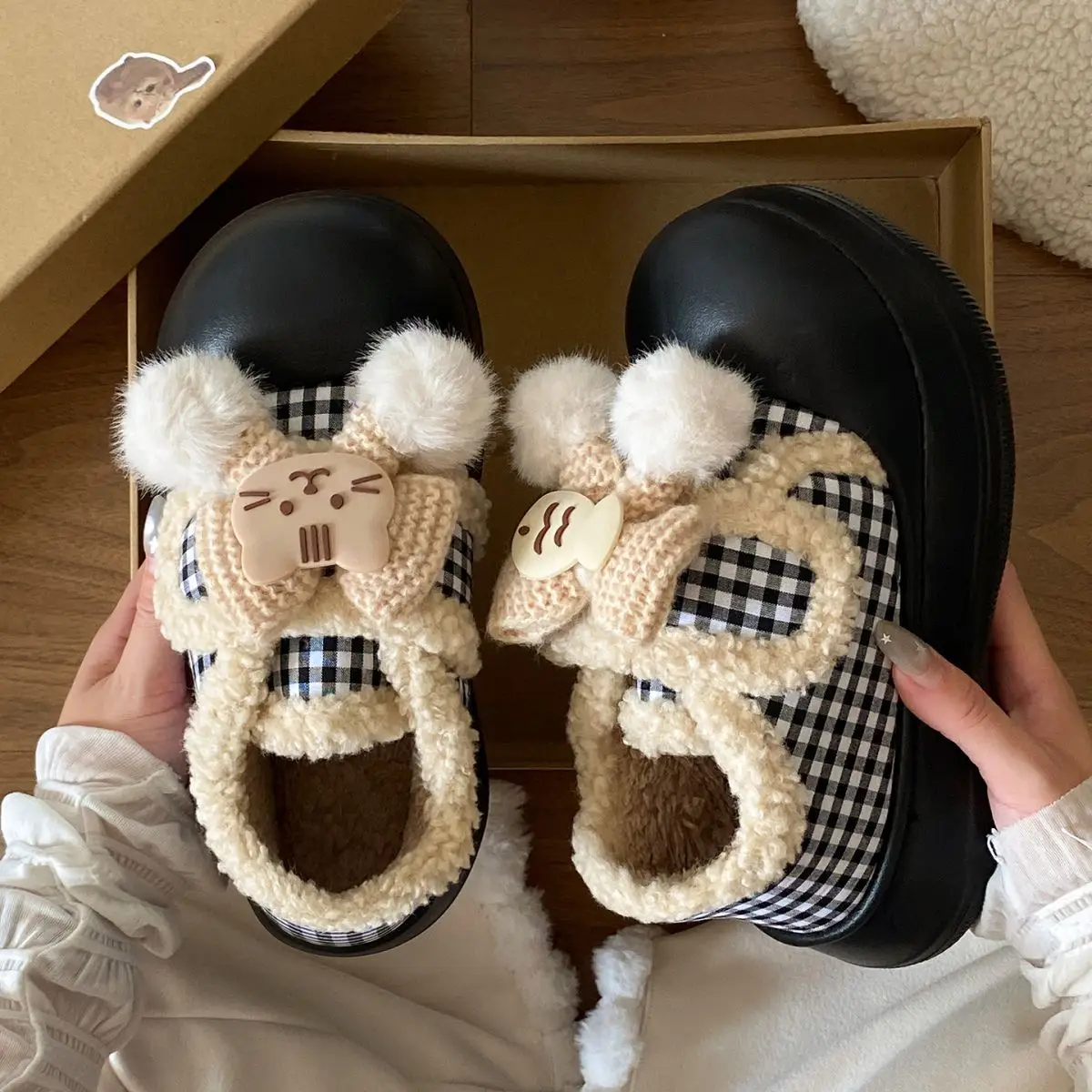 Women's Warm Plaid Thick-Soled Winter Shoes — feature 22