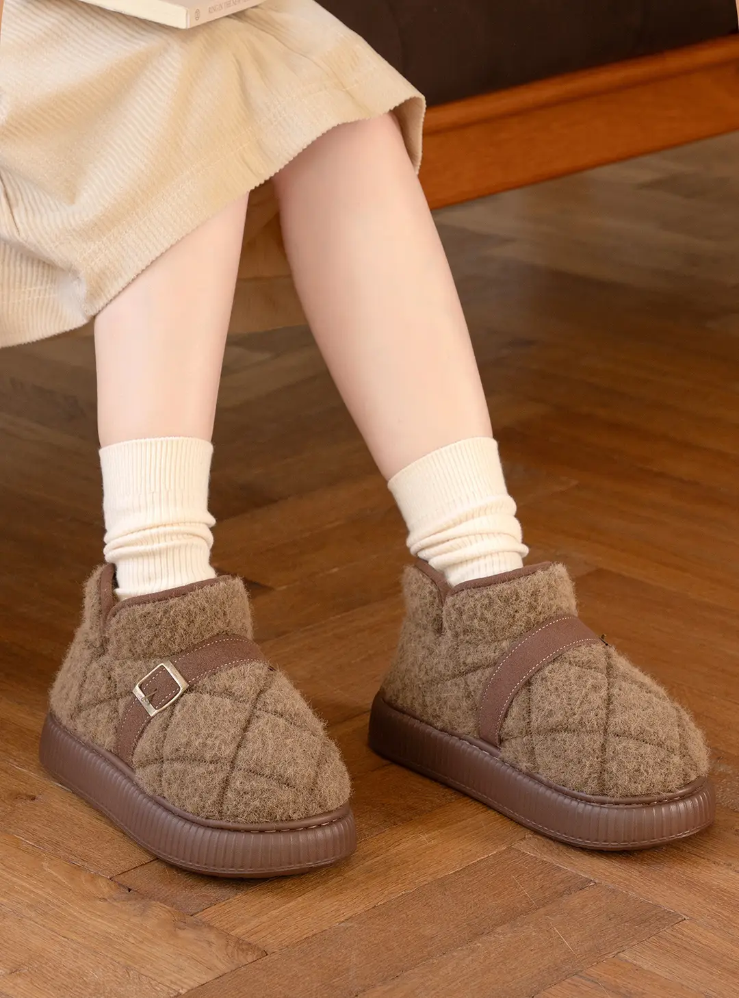 2025 New Cotton Slippers for Women Winter Bag Heel Thick Sole Indoor Comfortable Couple Home Warm Non-Slip Outer Wear Cotton Shoes — feature 3