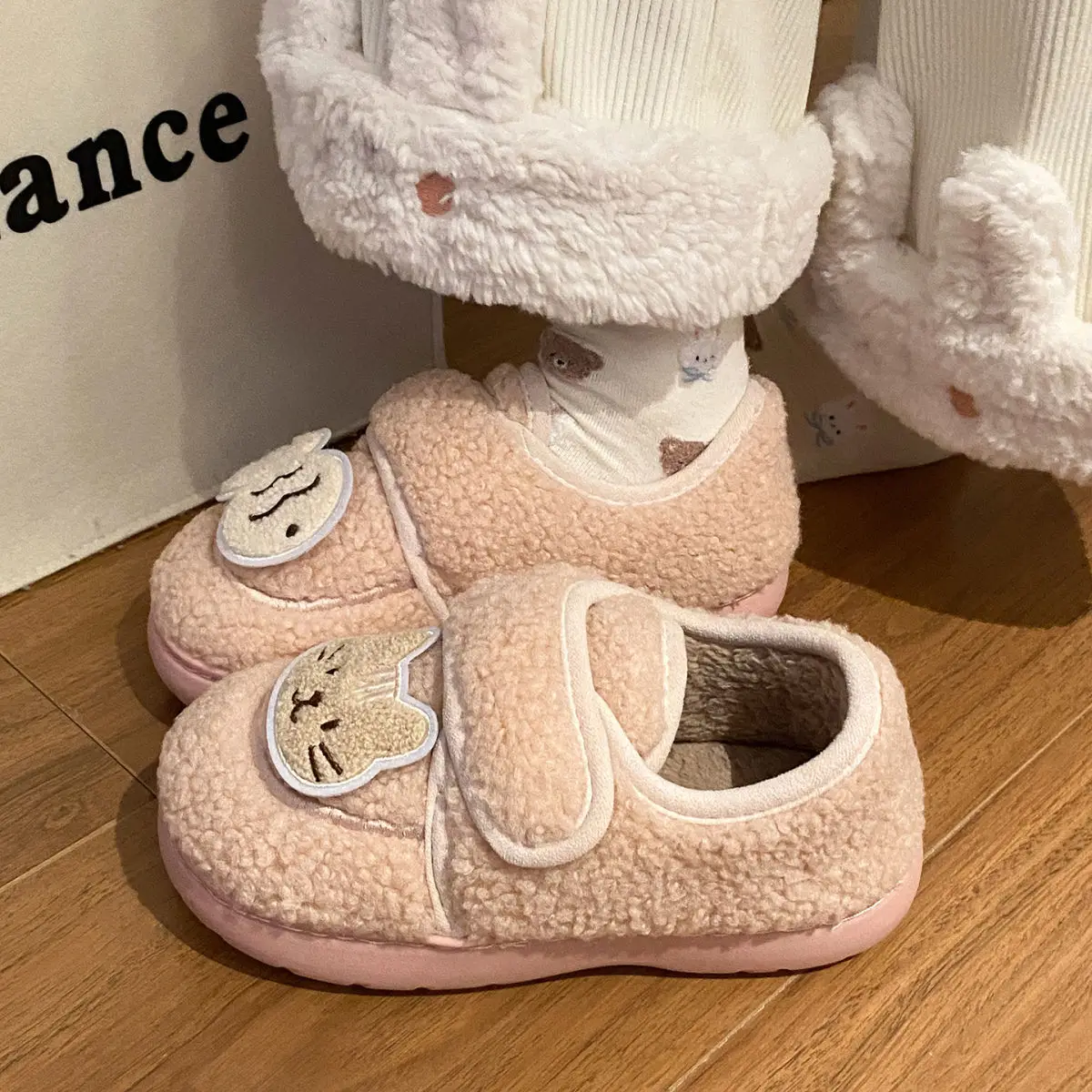 Autumn Winter Cat Design Soft Cotton Shoes for Women Brown — feature 30