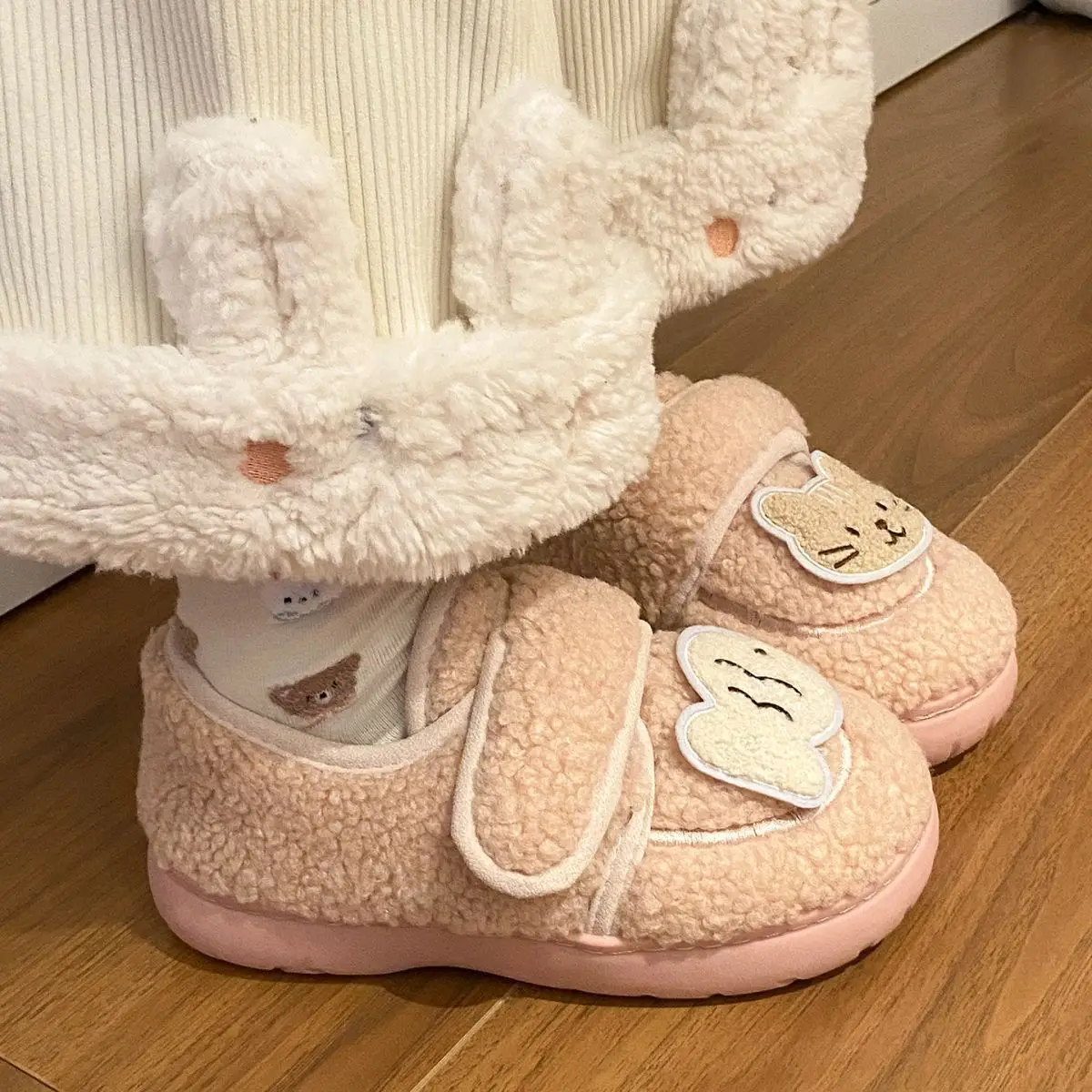 Autumn Winter Cat Design Soft Cotton Shoes for Women Brown — feature 31