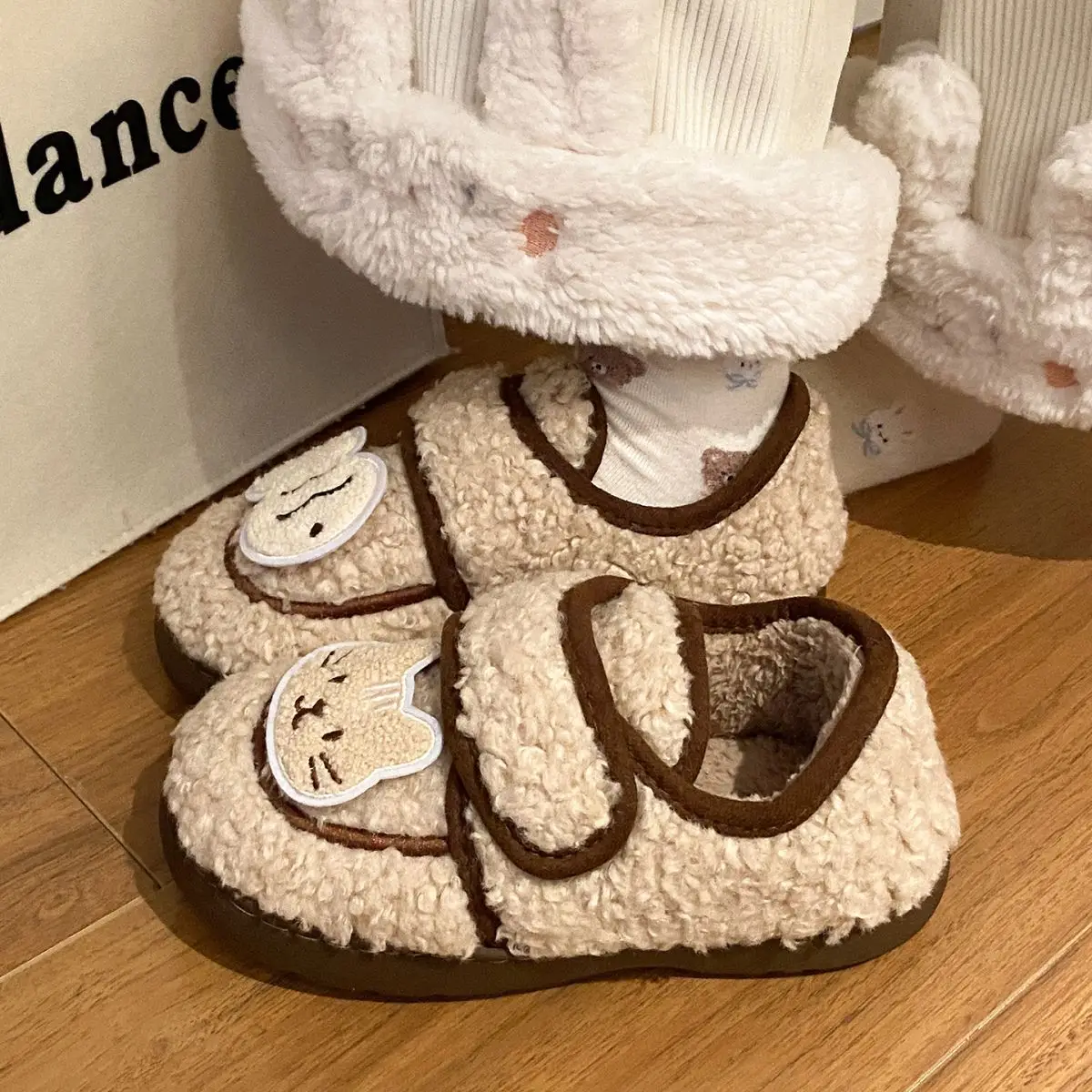 Autumn Winter Cat Design Soft Cotton Shoes for Women Brown — feature 32